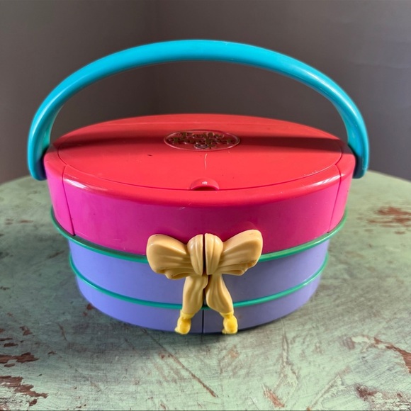 Vintage Polly Pocket Light Up Fashion Show Hatbox Case 1995 Bluebird - Picture 3 of 11